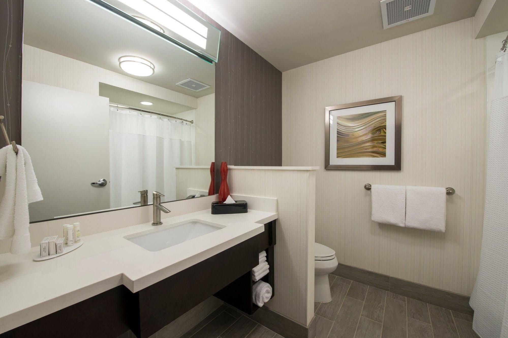 Courtyard By Marriott Columbus Hotell Eksteriør bilde